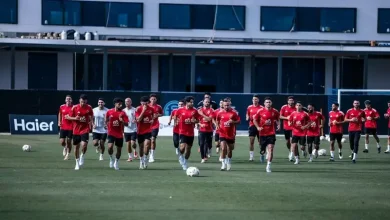 الأهلي يبدأ تدريباته الأولى في أمريكا بمشاركة بن رمضان وصفقات جديدة