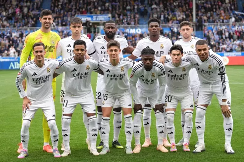 ريال مدريد يعكف على بيع أحد نجوم الفريق: الكشف عن اسمين مرشحين